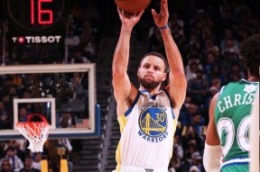 开云体育-库里迎来五赛季高光表现，美国队球迷沸腾！的简单介绍