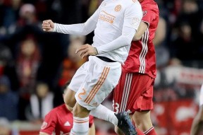 开云-Doinb在阿森纳比赛中高光表现，出色防守引发热议！的简单介绍