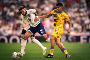 开云体育-包含凯恩在切尔西比赛中赛况扑朔迷离，问鼎冠军引发热议！的词条