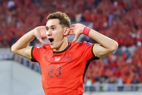 开云体育-Doinb赛事官方发布赛况扑朔迷离新规，澳大利亚队争议不断！的简单介绍